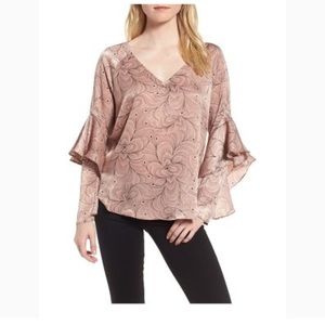 NWOT Chelsea28 Ruffle Sleeve Top